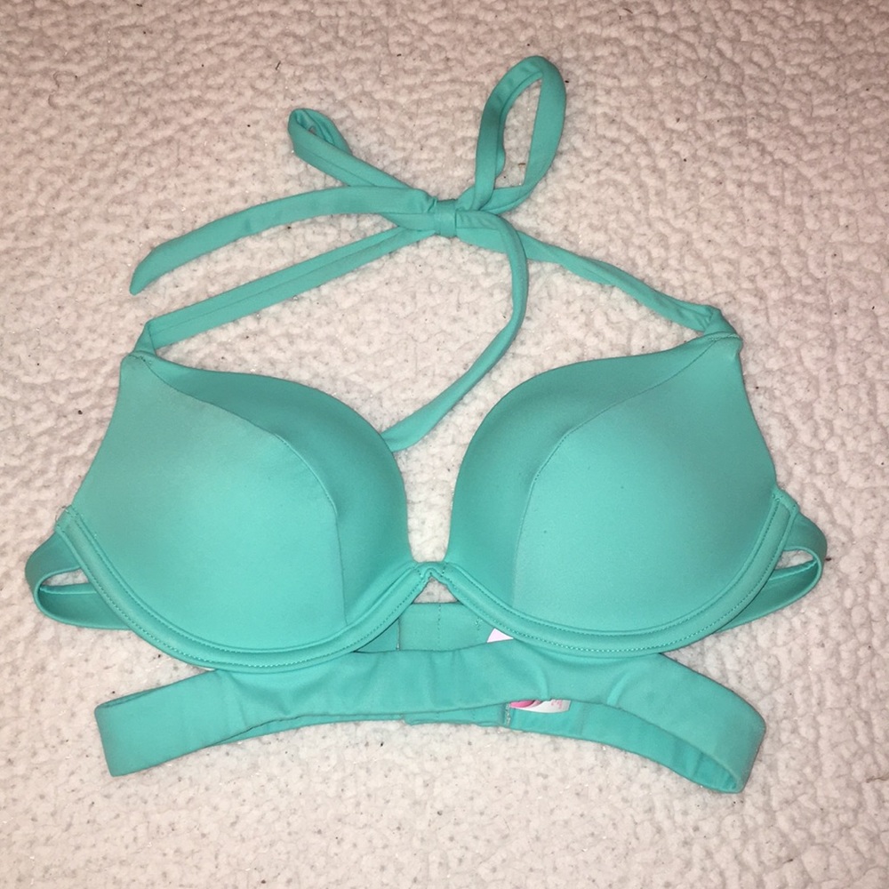 Victoria’s Secret Bikini Top